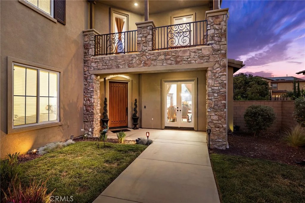 8120 Sunset Rose Drive
