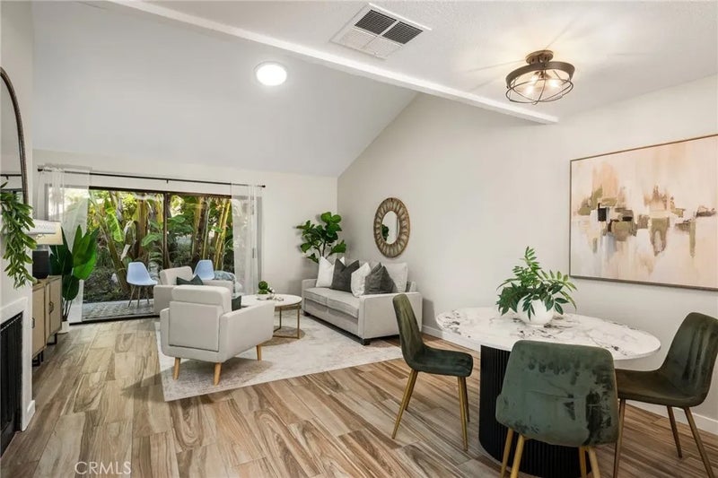 4900 E Chapman 52