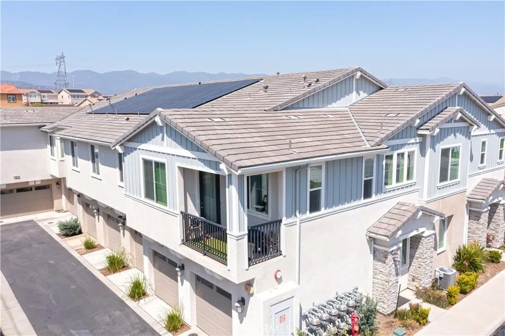 16570 Wyndham 1