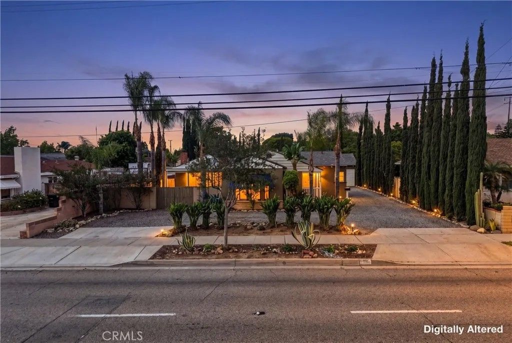 Photo of 815 E Collins AVE, Orange, CA 92867 (MLS # PW26096987)