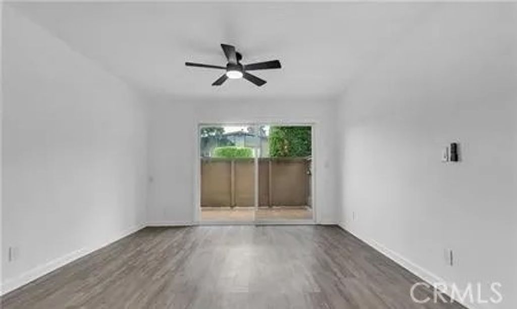 Photo of 23334 Sesame St #E, Torrance, CA 90502 (MLS # DW26014910)