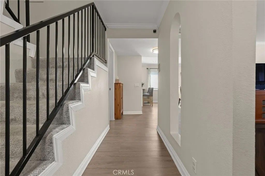 Photo of 412 Burchett St #17, Glendale, CA 91203 (MLS # BB26078527)