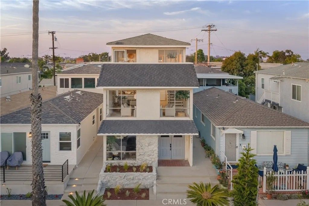Photo of 1407 Ocean Avenue, Seal Beach, CA 90740 (MLS # PW26093821)