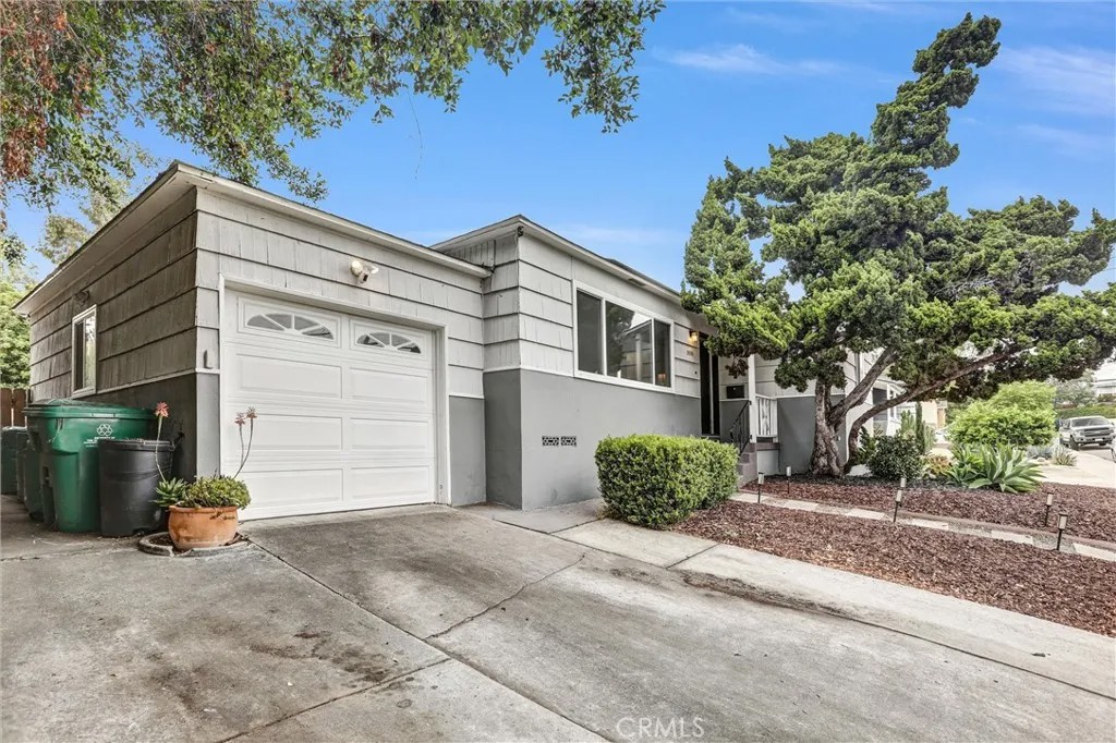5550 Grape Street