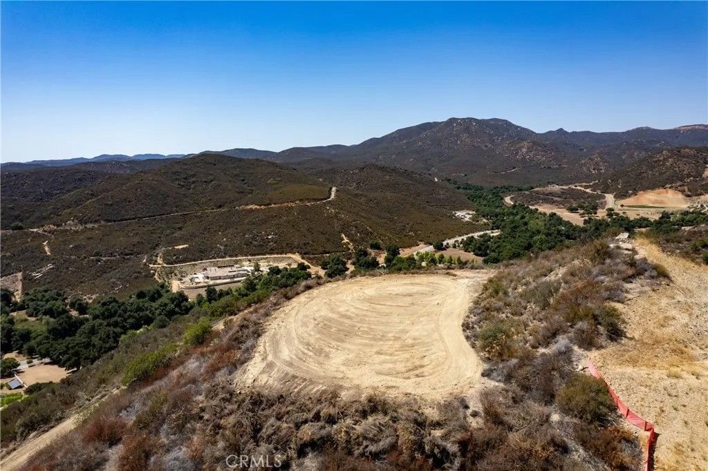 Photo of 0 Vista De Montanas, Murrieta, CA 92562 (MLS # SW25180542)