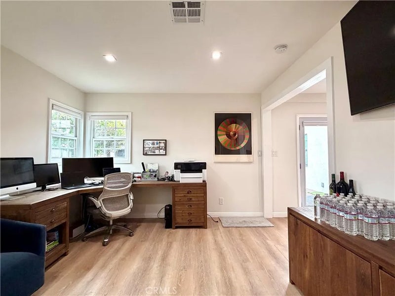 4538 Tujunga Avenue