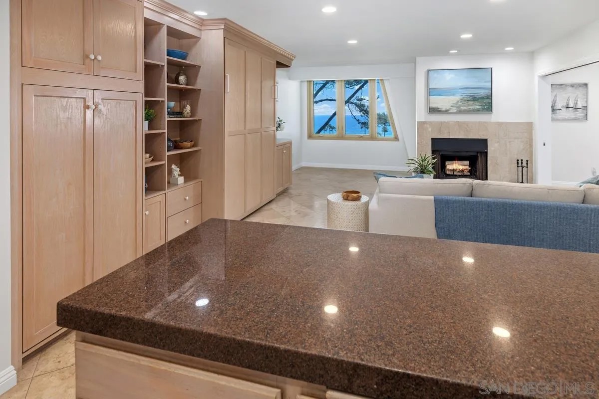 1562 Camino Del Mar 648