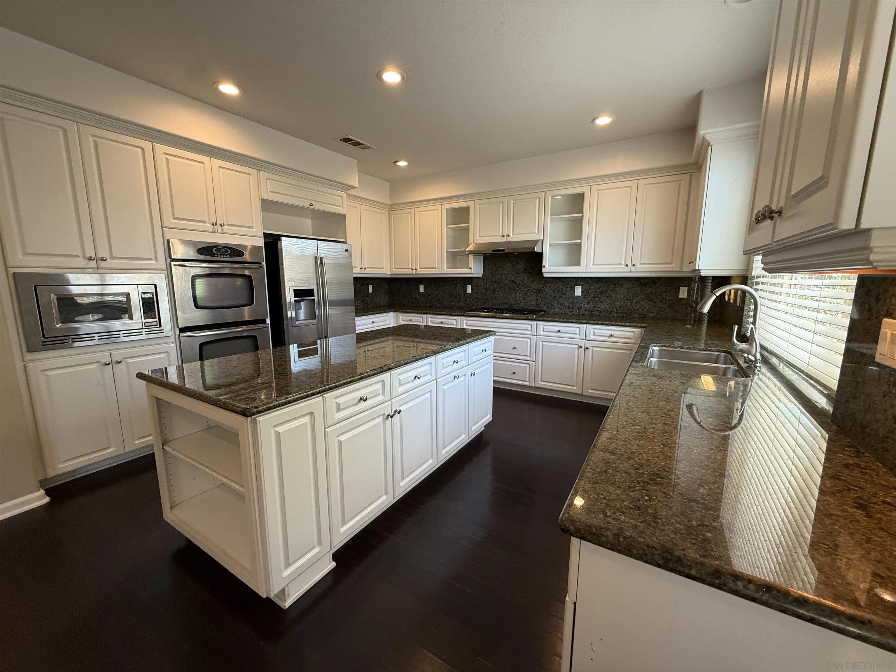 2750 Dove Tail Dr