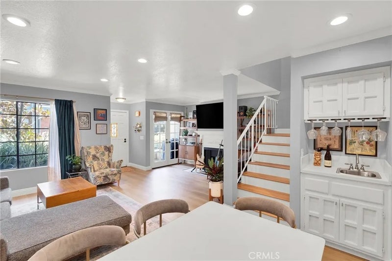 5737 Monte Vista