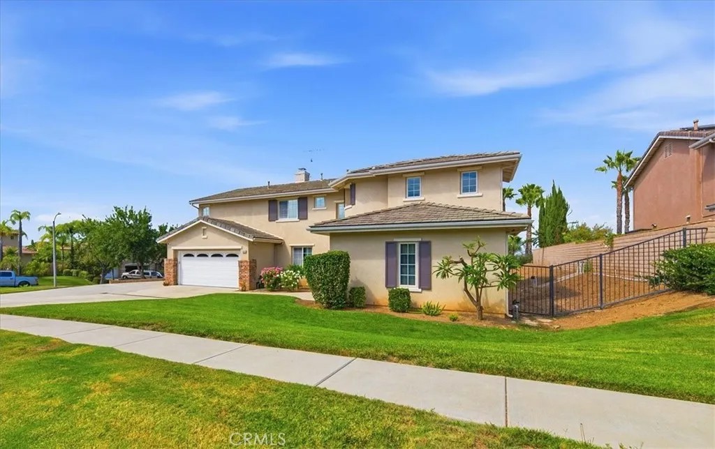 1615 Via Modena Way