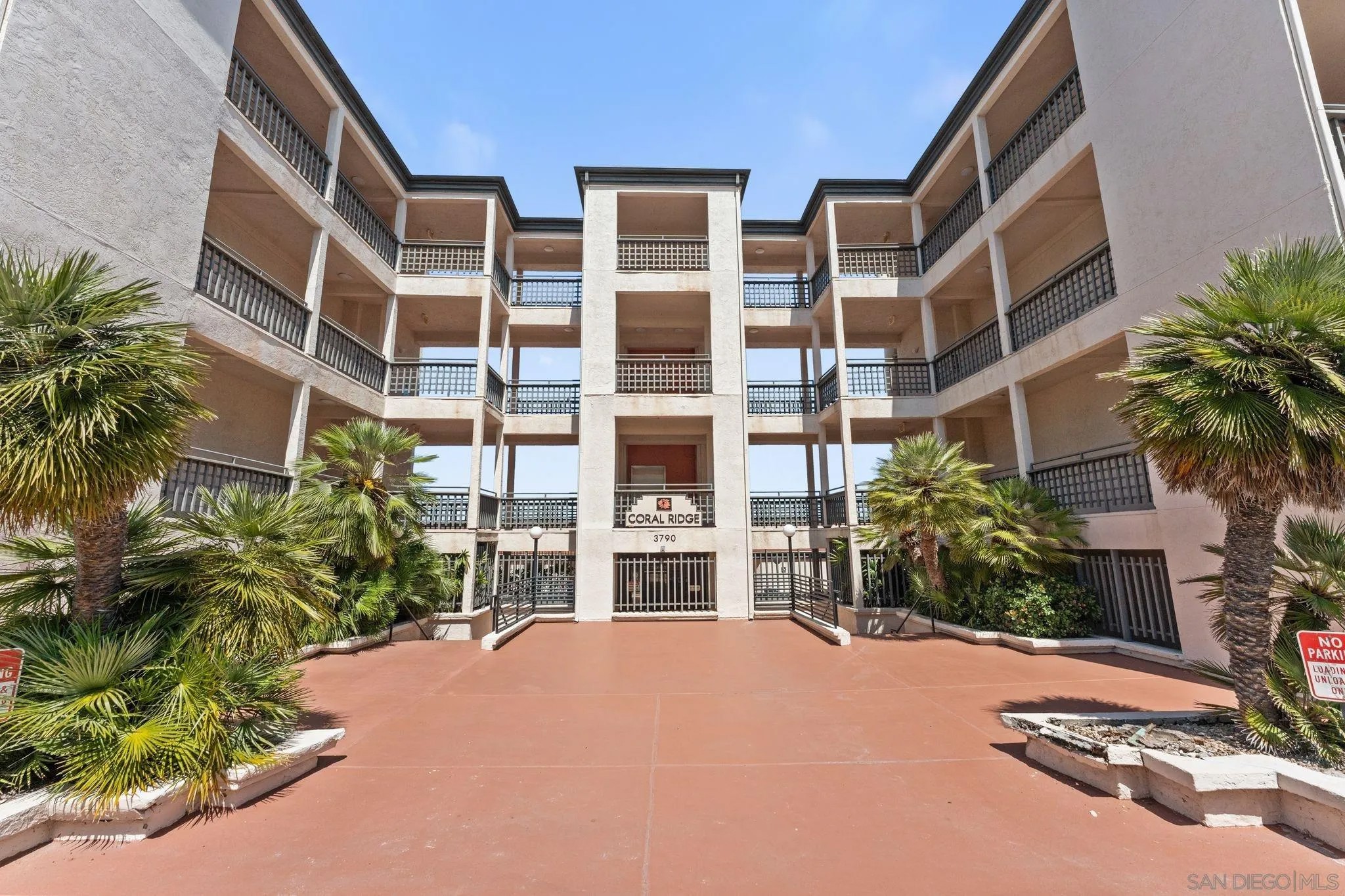 3790 Florida St AG07