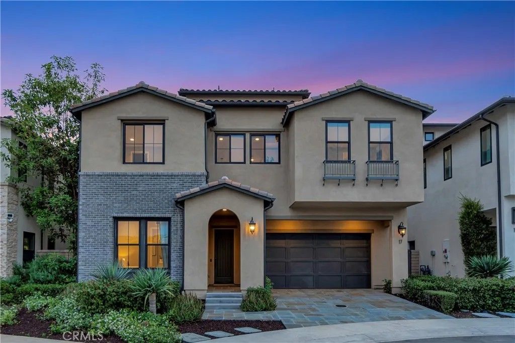 Photo of 17 Ponte, Lake Forest, CA 92630 (MLS # IV26008000)