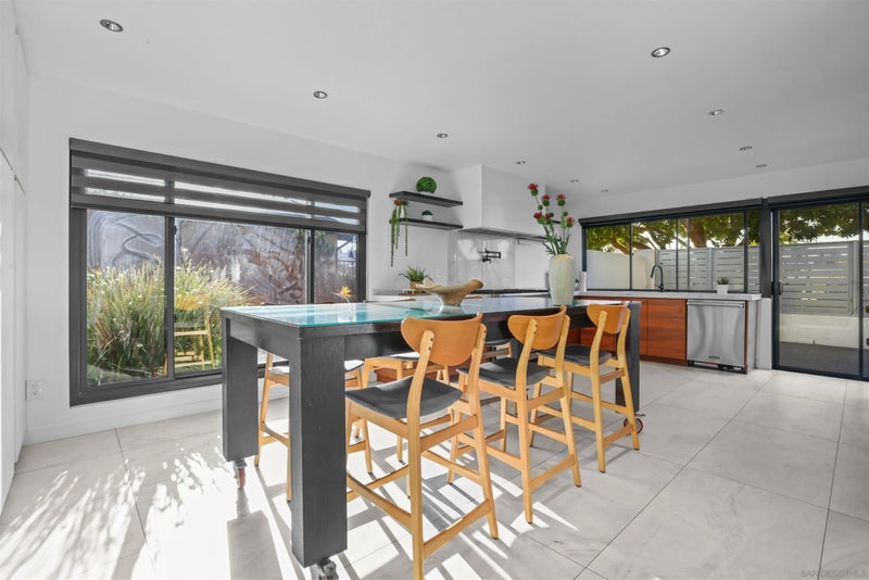 7 Gingertree LN