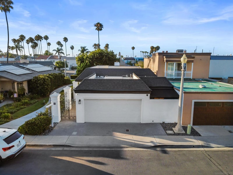 7 Gingertree LN
