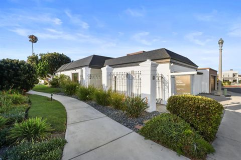 Photo of 7 Gingertree Ln, Coronado, CA 92118 (MLS # 260016016)