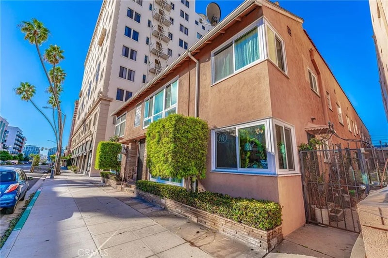 325 Cedar