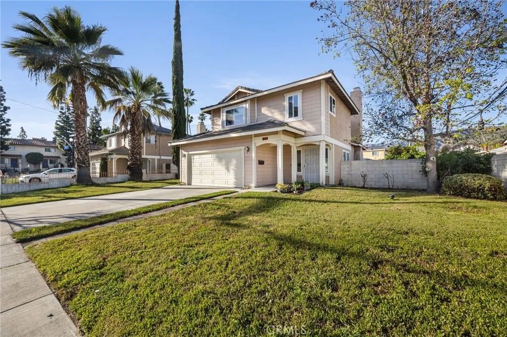 Photo of 109 E 9th St, Azusa, CA 91702 (MLS # PW26052192)