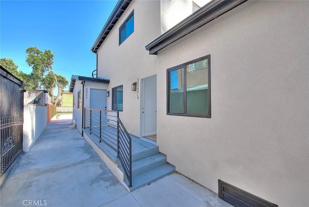 5422 Ruthelen Street