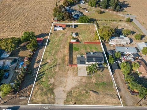 Tiny photo for 1077 Pecan Ave, Madera, CA 93637 (MLS # MD25246927)