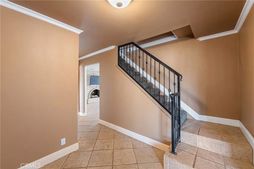 Photo of 1077 Pecan Ave, Madera, CA 93637 (MLS # MD25246927)