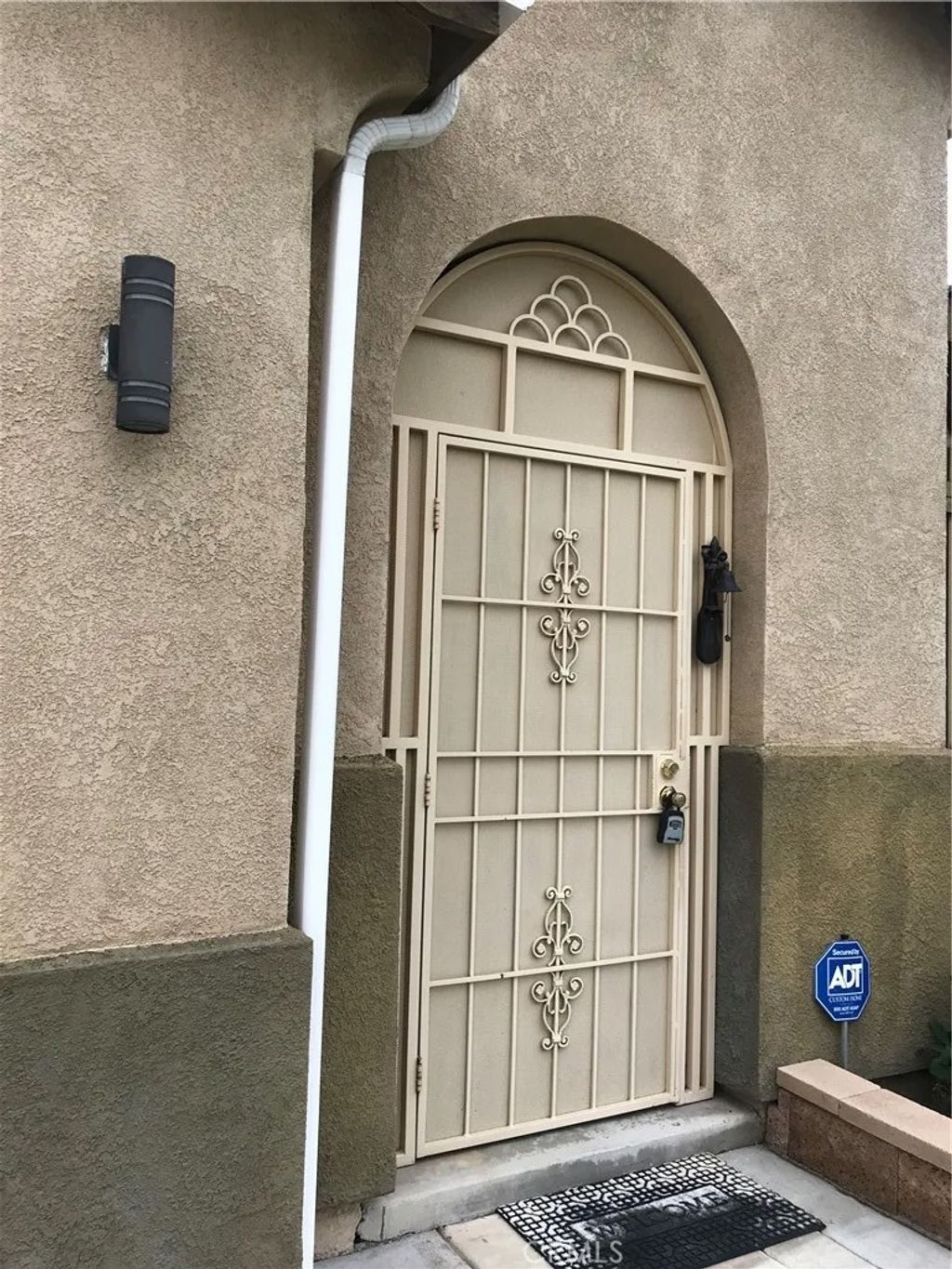 Photo of 10939 Hardy Pecan Court, Fontana, CA 92337 (MLS # IV26009905)