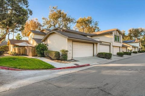 Tiny photo for 5450 Rebolla Lane, San Diego, CA 92124 (MLS # 250043953)