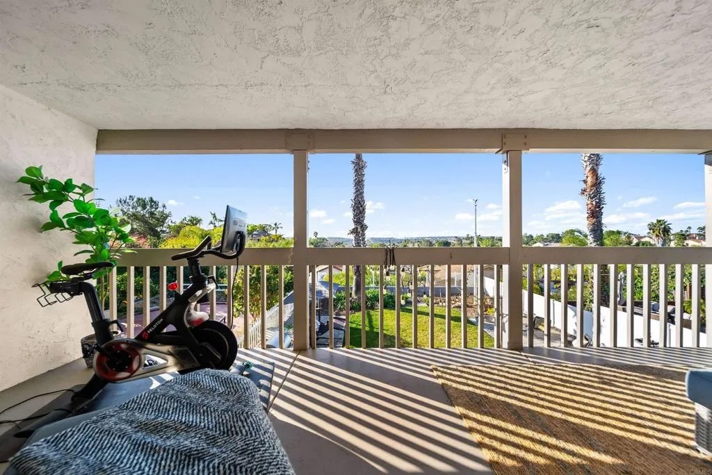 6827 El Fuerte Street