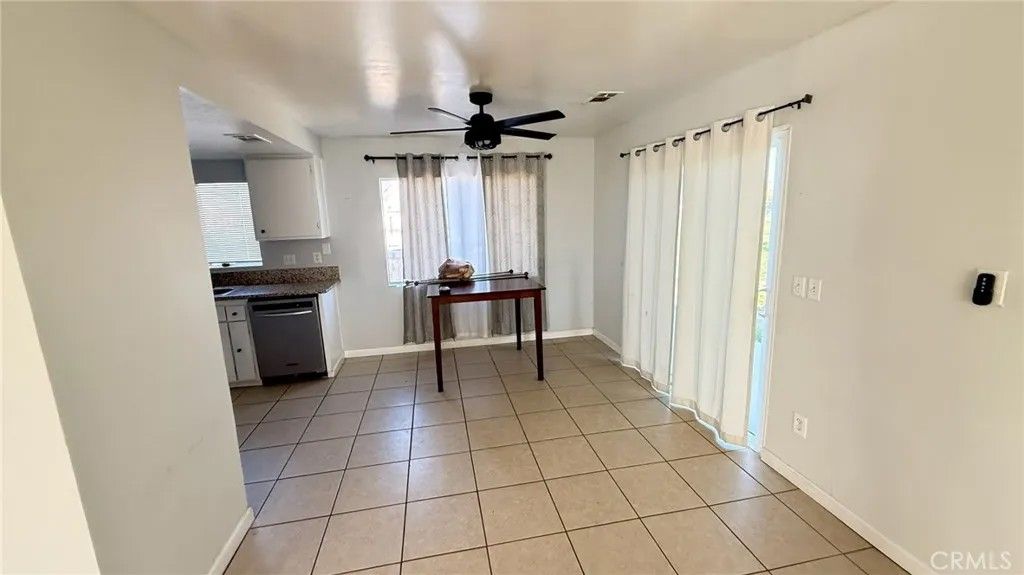 Photo of 22854 Eyota Rd, Apple Valley, CA 92308 (MLS # HD26011624)