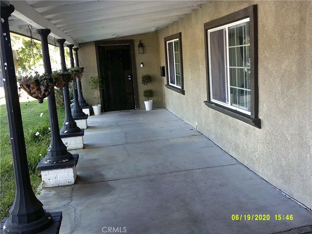 Photo of 5469 Palm Ave, Riverside, CA 92506 (MLS # SW26091251)
