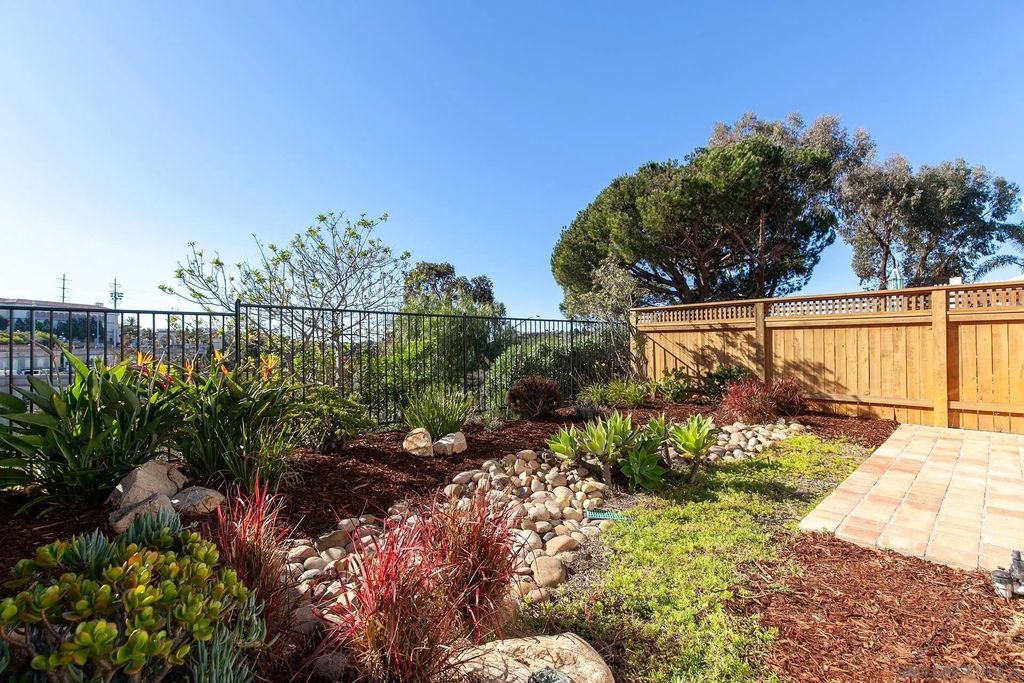 Photo of 6327 Caminito del Cervato, San Diego, CA 92111 (MLS # 250045483)