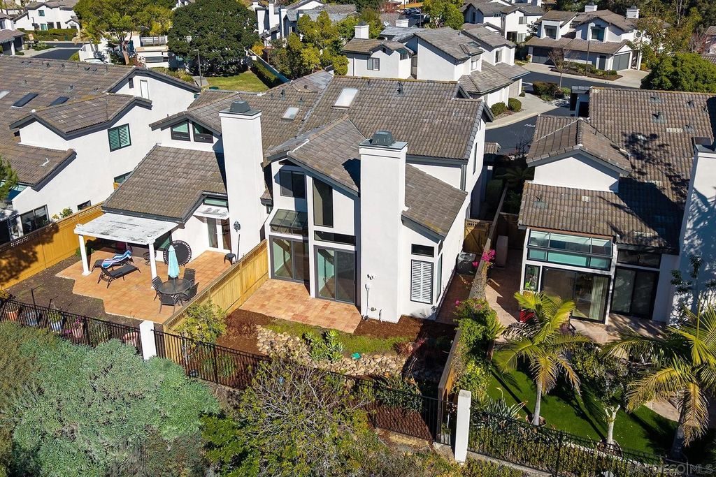 Photo of 6327 Caminito del Cervato, San Diego, CA 92111 (MLS # 250045483)