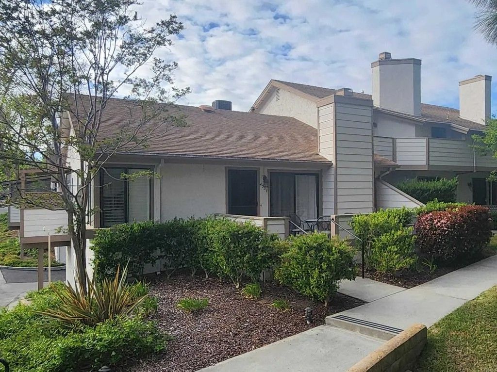 Photo of 4513 Chateau Drive Drive, San Diego, CA 92117 (MLS # NDP2603858)