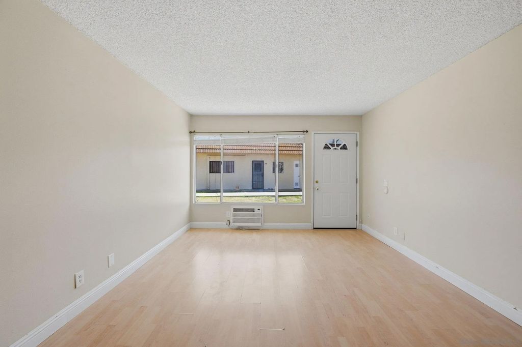 Photo of 2012 E Mission Ave #11, Escondido, CA 92027 (MLS # 260011229)