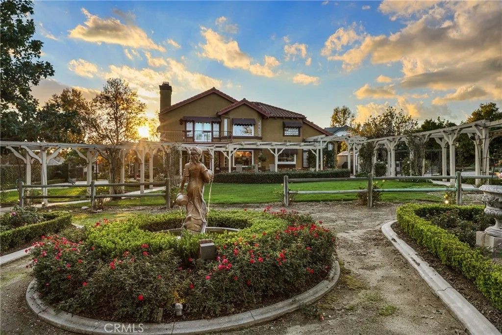 Photo of 13072 Shasta Ct, Rancho Cucamonga, CA 91739 (MLS # DW26014524)