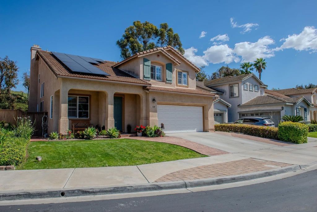 Photo of 1129 Quinto Creek Pl, Chula Vista, CA 91913 (MLS # 260005633)