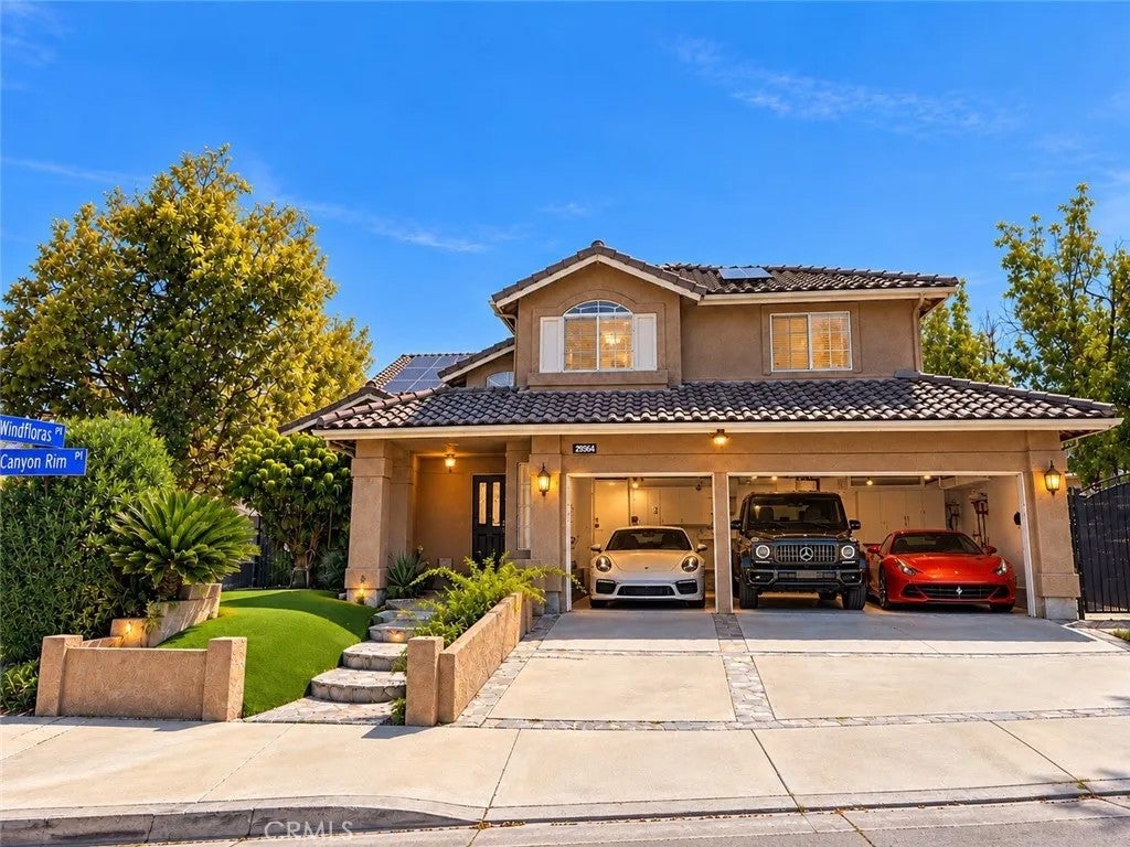 29364 Canyon Rim Place