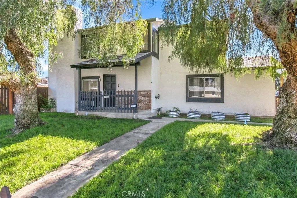 Photo of 1318 Stillman Ave, Redlands, CA 92374 (MLS # IG26022285)
