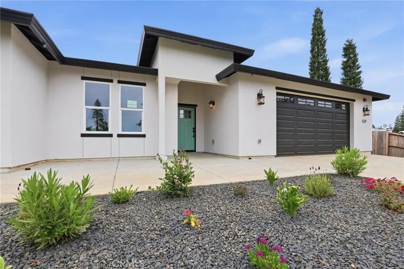 351 Starlight Court