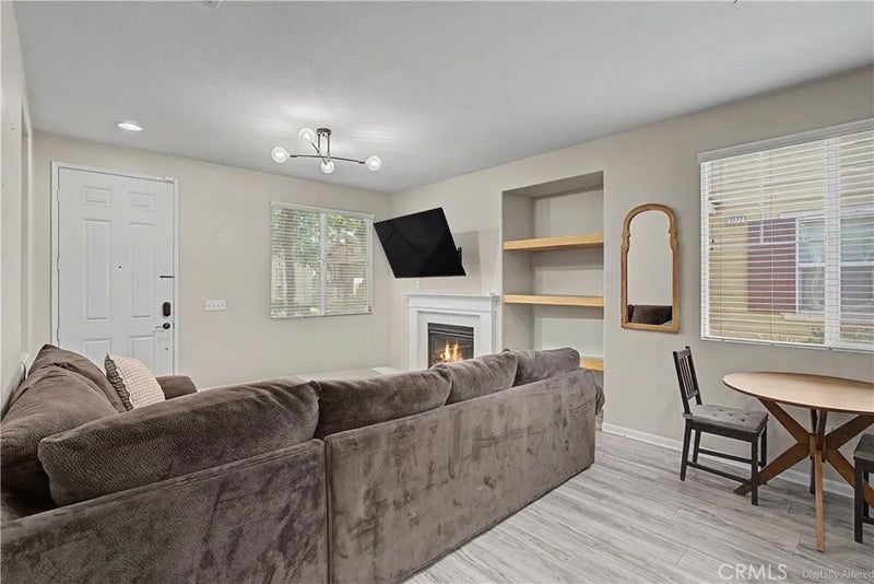 3271 Laval
