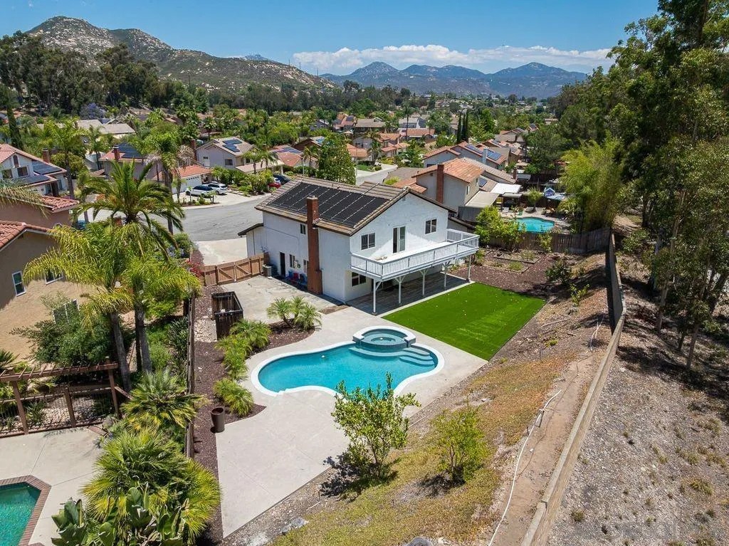 12709 Treeridge Ter