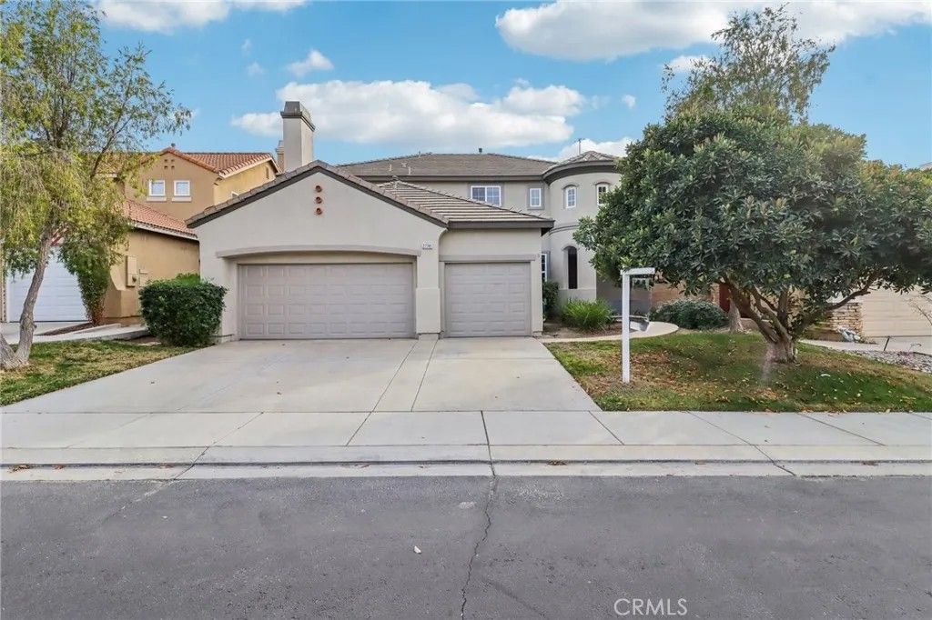 Photo of 27741 Elderberry Street, Murrieta, CA 92562 (MLS # SW26031198)
