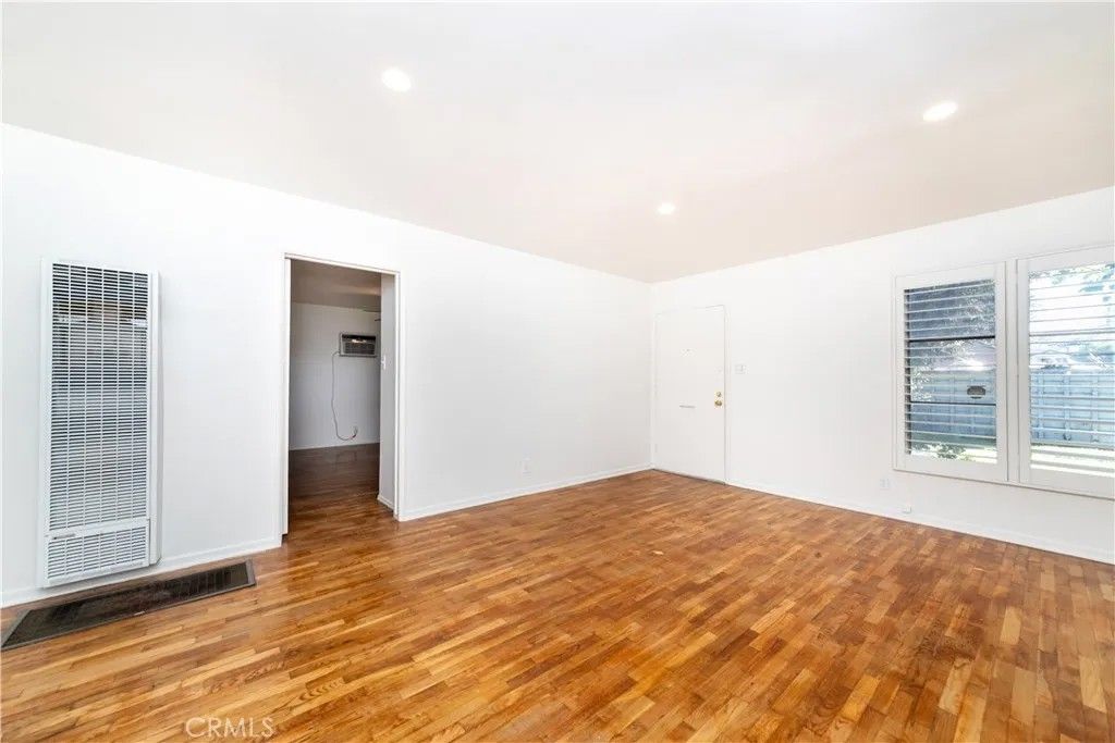 Photo of 4181 Tujunga, Studio City, CA 91604 (MLS # SR25273513)