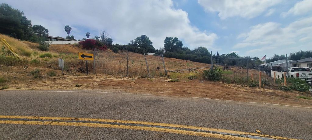 Photo of 00 Helix St, Spring Valley, CA 91978 (MLS # 2600053)