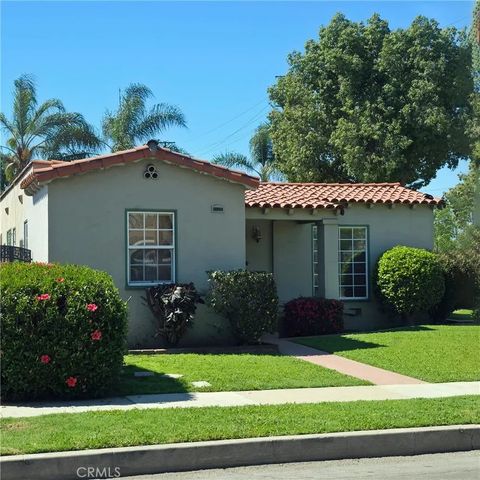 Photo of 2195 Maine Ave, Long Beach, CA 90806 (MLS # SW26038108)