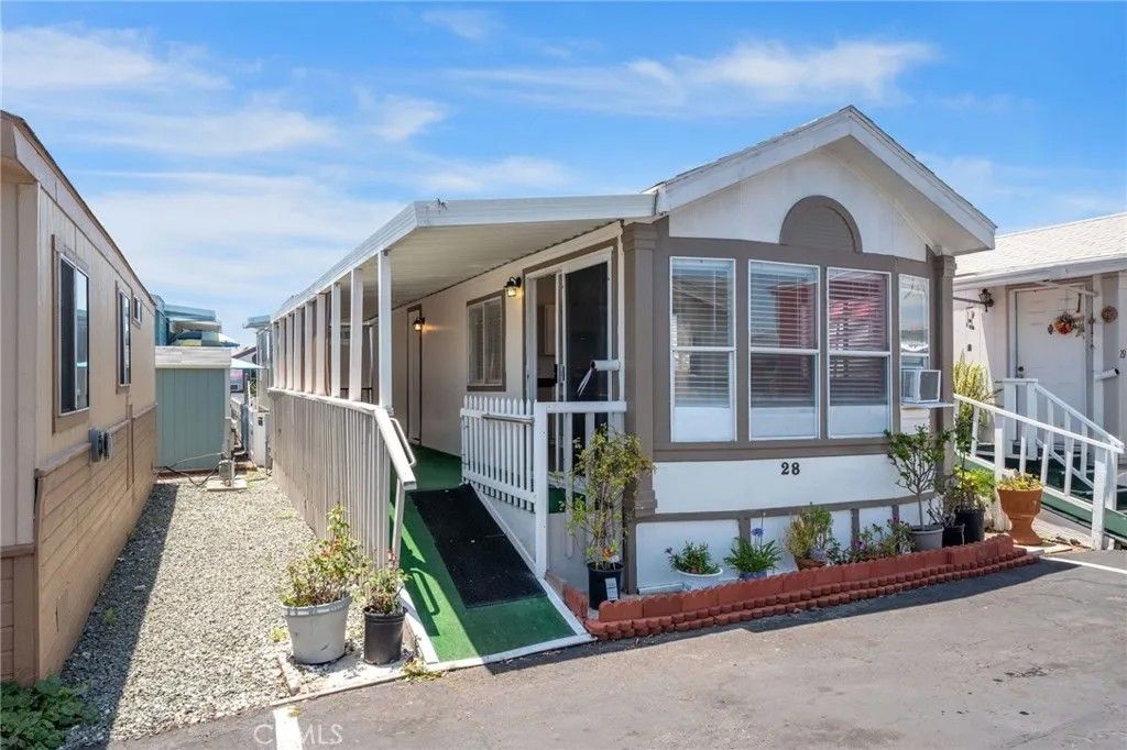 Photo of 1148 3Rd Ave #28, Chula Vista, CA 91911 (MLS # CV25281132)