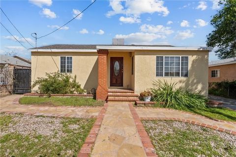 Photo of 11288 Telfair Avenue, San Fernando, CA 91340 (MLS # SR26047087)