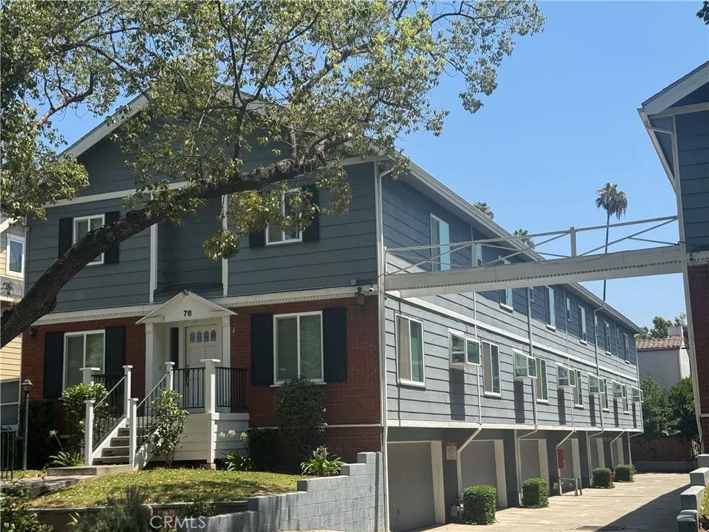Photo of 76 N Sierra Bonita AVE #4, Pasadena, CA 91106 (MLS # WS26169265)