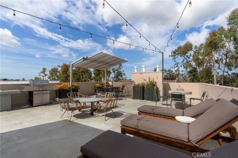 Tiny photo for 740 N Kings Road #208, West Hollywood, CA 90069 (MLS # AR26087378)