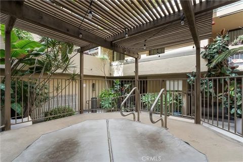 Tiny photo for 740 N Kings Road #208, West Hollywood, CA 90069 (MLS # AR26087378)