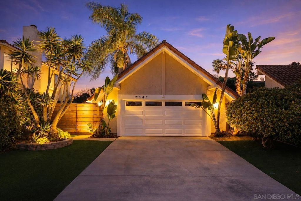 Photo of 2543 Luciernaga St, Carlsbad, CA 92009 (MLS # 260009058)